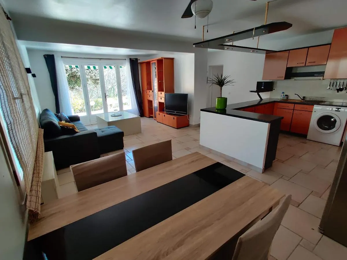 Ferienhaus Bas De Villa Independant. 10Min De La Mer Biot Frankreich